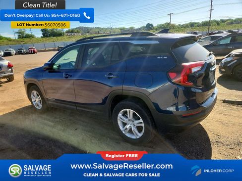 Used 2022 GMC Terrain SLE w/ Driver Convenience Package FWD image 3
