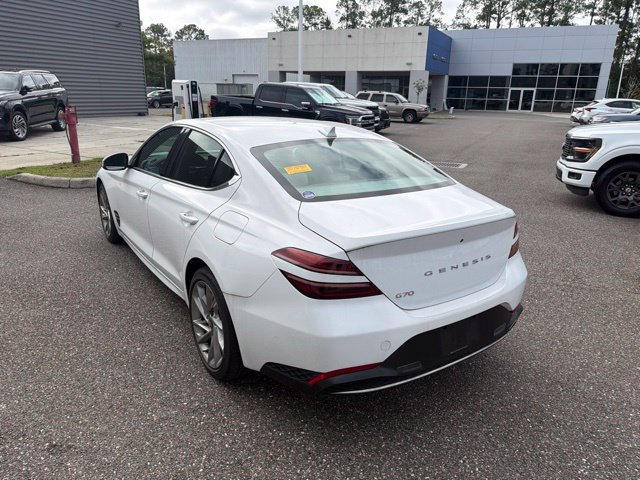 Used 2022 Genesis G70 2.0T RWD image 9