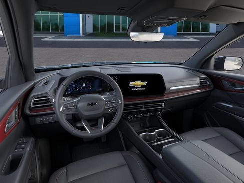 New 2026 Chevrolet Traverse Z71 w/ Driver Confidence Package AWD/4WD image 15