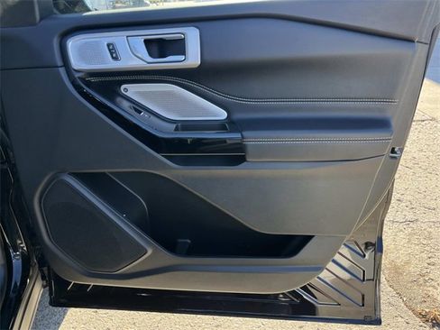 Used 2022 Ford Explorer ST w/ Equipment Group 401A image 25