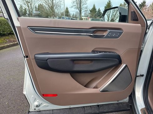 Used 2024 Kia EV9 GT-Line image 22