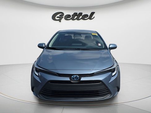 Used 2025 Toyota Corolla LE image 8