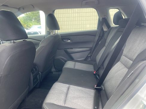 Used 2025 Nissan Rogue SV AWD/4WD image 12