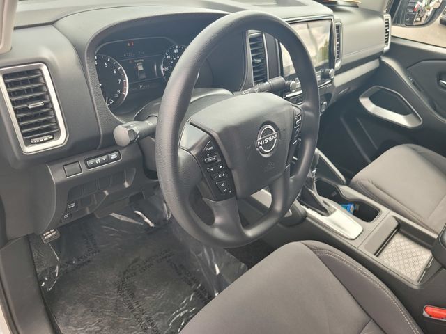 Certified 2023 Nissan Frontier SV RWD image 12