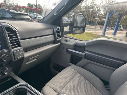 Used 2020 Ford F250 XLT w/ XLT Premium Package AWD/4WD image 16