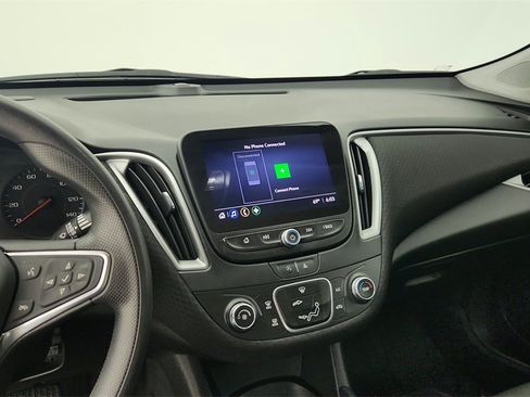 Certified 2024 Chevrolet Malibu LS w/ LPO, Floor Liner Package image 31