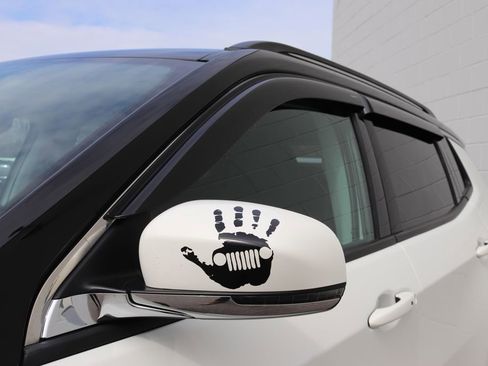 Used 2020 Jeep Compass Limited image 38