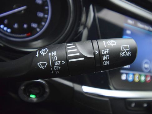 Used 2023 Buick Encore GX Select FWD image 35