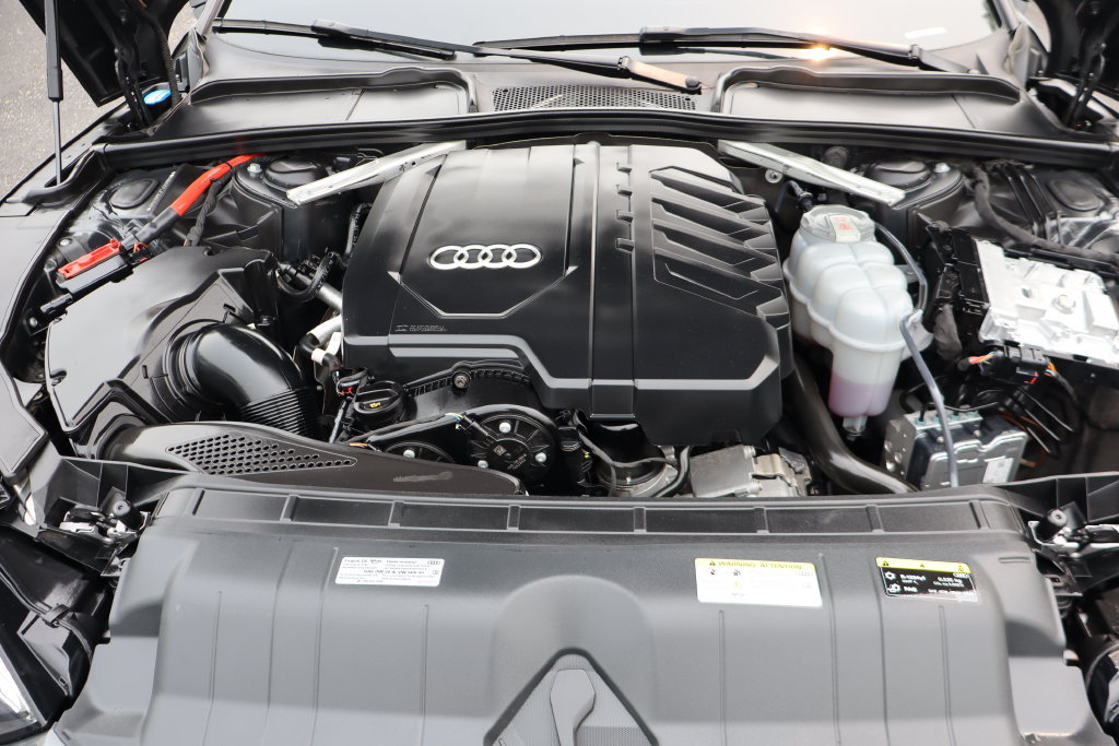 Used 2025 Audi A5 2.0T Premium AWD/4WD image 32