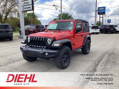 Used 2021 Jeep Wrangler Sport AWD/4WD image 3