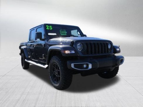 New 2025 Jeep Gladiator Sport image 8