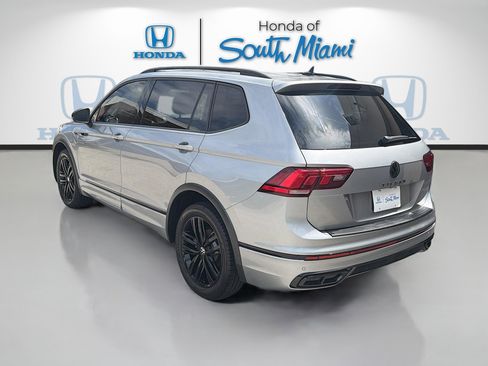 Used 2022 Volkswagen Tiguan SE R-Line FWD image 5