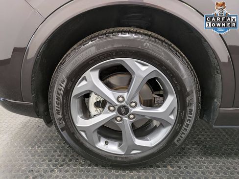 Used 2023 Ford Escape ST-Line w/ Tech Pack #1 AWD/4WD image 8