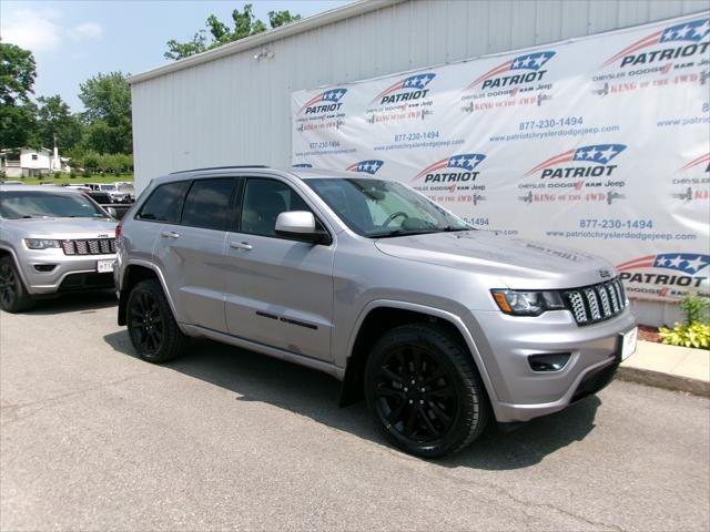 Certified 2021 Jeep Grand Cherokee Laredo X AWD/4WD image 1
