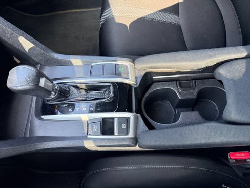 Used 2018 Honda Civic EX image 42
