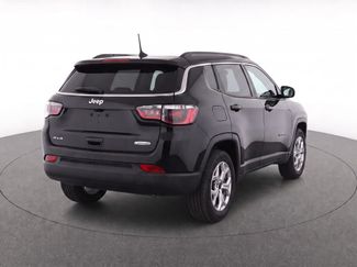 Used 2025 Jeep Compass Latitude w/ Sun & Sound Group AWD/4WD video 1