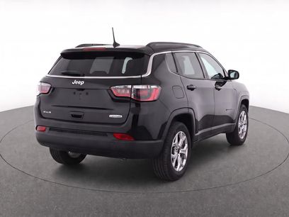 Used 2025 Jeep Compass Latitude w/ Sun & Sound Group