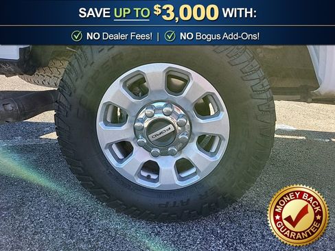 Used 2024 Ford F250 XLT w/ FX4 Off-Road Package image 11