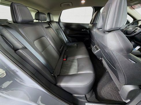 Used 2024 Nissan Ariya AWD image 30