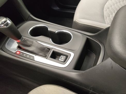 Used 2020 Chevrolet Equinox LT FWD image 26