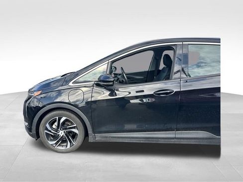 Certified 2023 Chevrolet Bolt LT FWD image 4