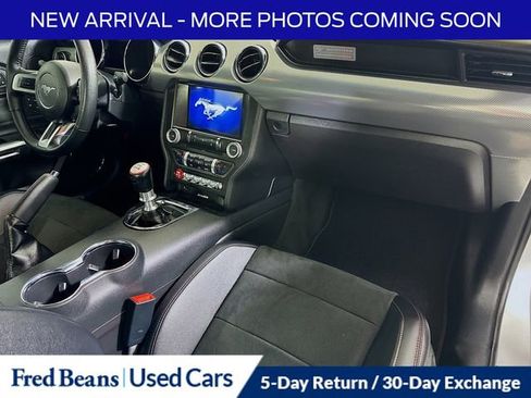 Used 2017 Ford Mustang GT Premium w/ Equipment Group 401A RWD image 30