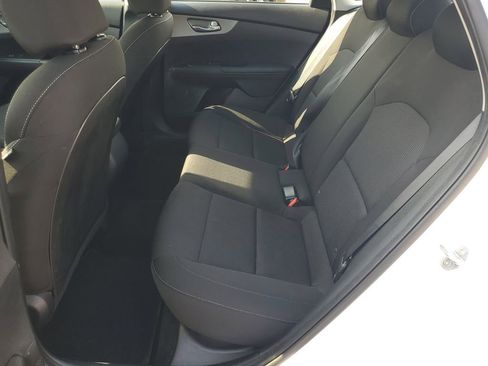 Used 2021 Kia Forte LXS FWD image 21