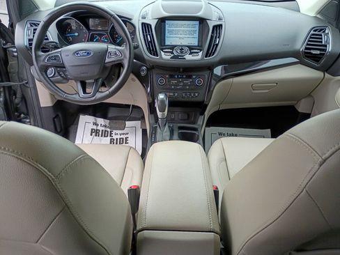 Used 2019 Ford Escape Titanium AWD/4WD image 11