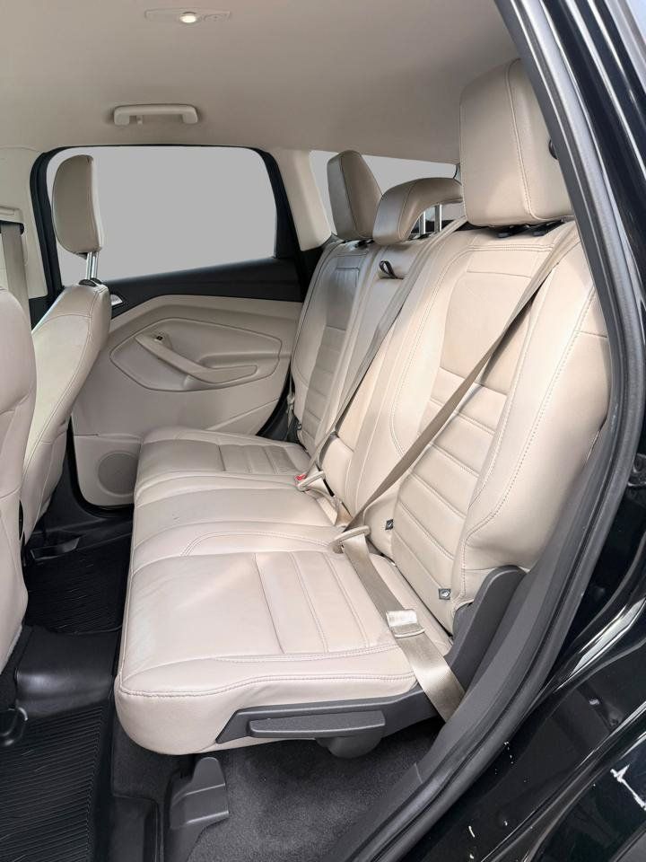 Used 2018 Ford Escape SEL AWD/4WD image 12