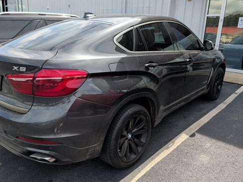 Used 2018 BMW X6 sDrive35i RWD image 10