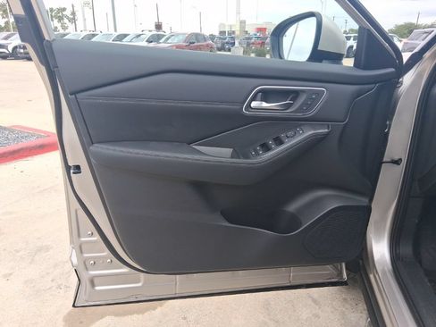 New 2026 Nissan Rogue Platinum w/ Platinum Premium Package AWD/4WD image 22