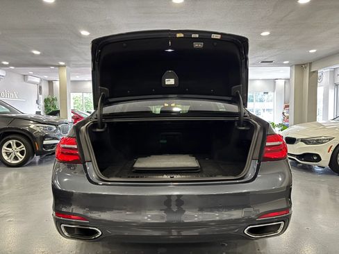 Used 2017 BMW 740e xDrive AWD/4WD image 56