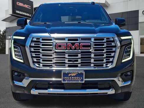 Used 2026 GMC Yukon Denali w/ Sun & Power Step Package AWD/4WD image 22