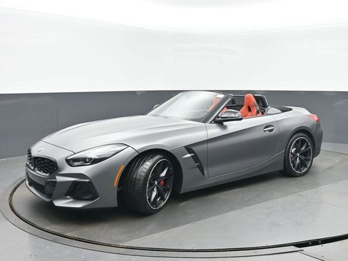 Used 2024 BMW Z4 M40i w/ Premium Package image 7