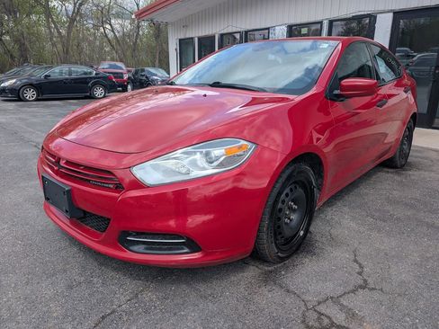 Used 2013 Dodge Dart SE w/ Value Group FWD image 3
