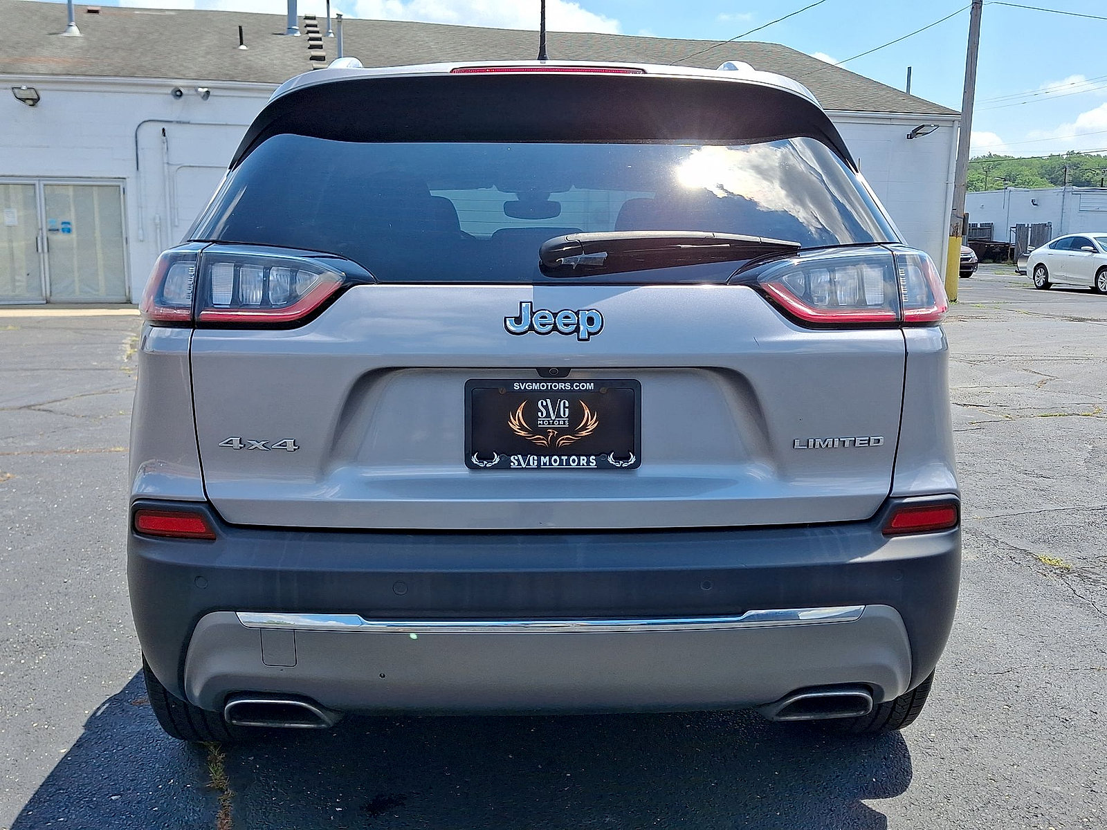 Used 2020 Jeep Cherokee Limited AWD/4WD image 23