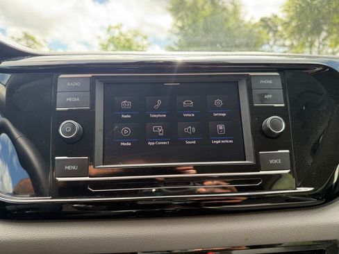 Used 2024 Volkswagen Taos S image 24