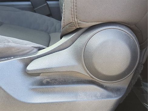 Used 2024 Toyota Tundra SR image 18