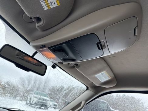 Used 2008 Ford Explorer XLT image 27