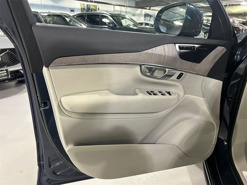Certified 2023 Volvo XC90 B6 Plus w/ Protection Package Premier image 9