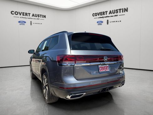 Used 2024 Volkswagen Atlas SE FWD image 4