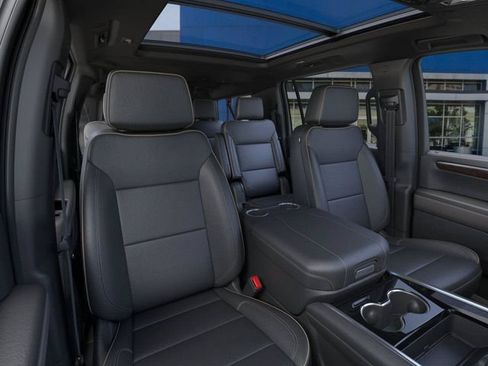 New 2026 Chevrolet Suburban Premier w/ Sun And Tow Package RWD image 16