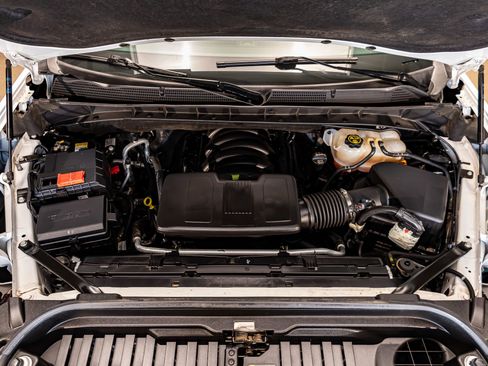 Used 2023 GMC Sierra 1500 AT4 w/ AT4 Premium Package image 30