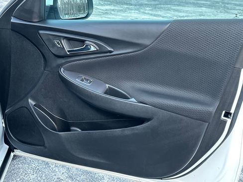 Used 2024 Chevrolet Malibu LT image 11