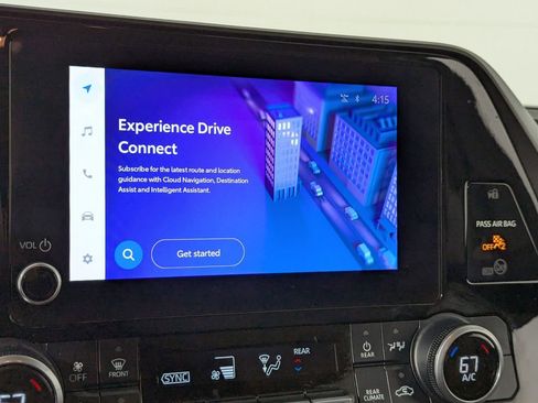 Used 2023 Toyota Highlander LE image 36