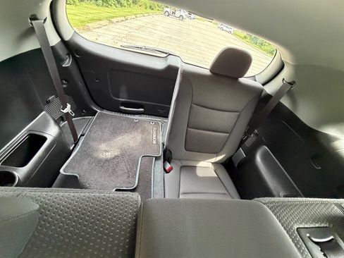 Used 2012 Kia Sorento LX w/ Convenience Pkg FWD image 21