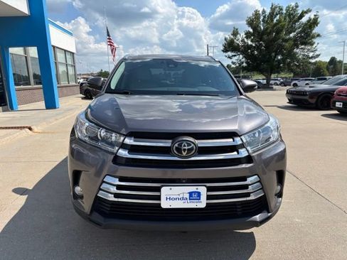 Used 2018 Toyota Highlander Limited Platinum w/ Protection Package #3 AWD/4WD image 2