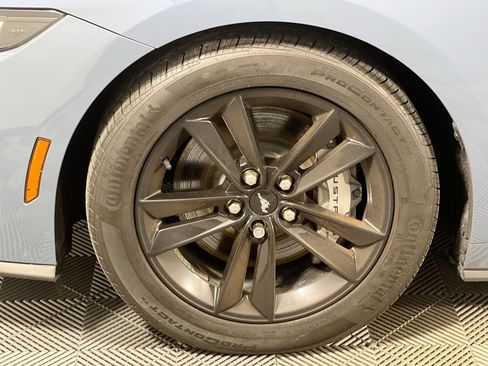 Used 2024 Ford Mustang GT RWD image 11