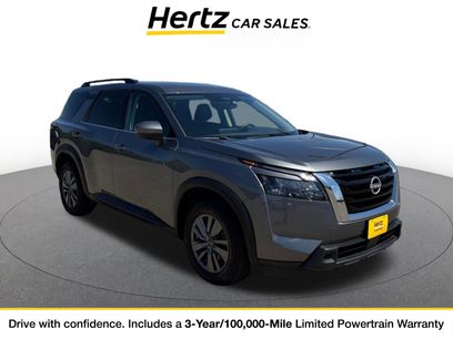 Used 2025 Nissan Pathfinder SV