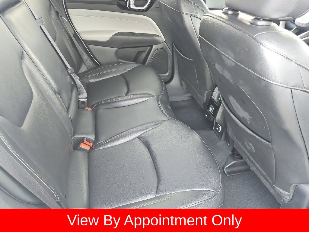 Used 2025 Jeep Compass Limited AWD/4WD image 30